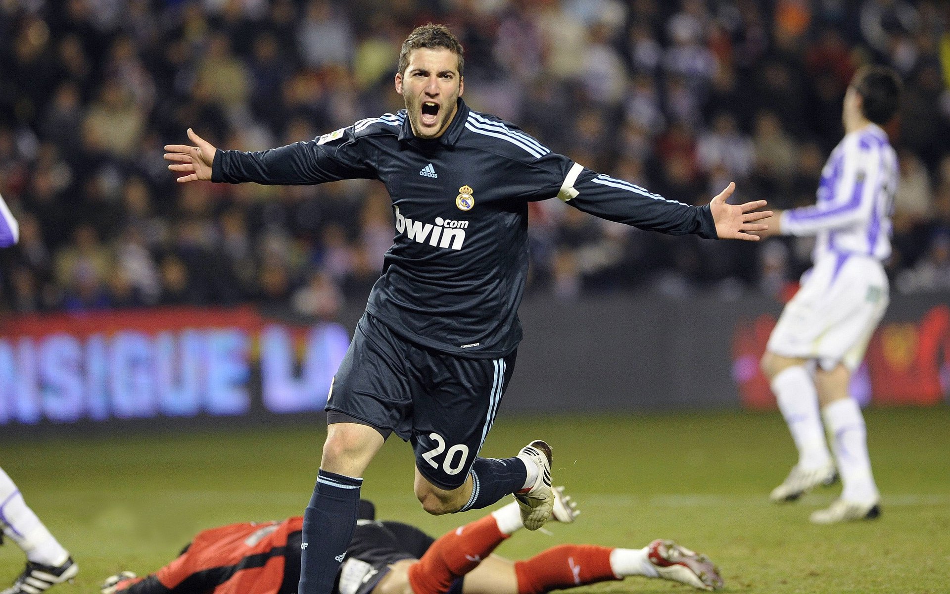 格林纳达家庭运动大会精彩纷呈,格林纳达杯