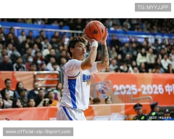 北京首钢迎来赵睿训练日，期待值攀升，张睿首钢