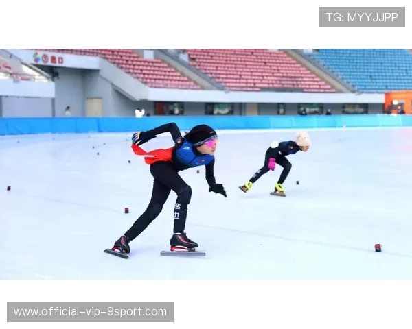 青少年滑冰选手突破地区纪录 受省体委表彰，青少年速度滑冰比赛